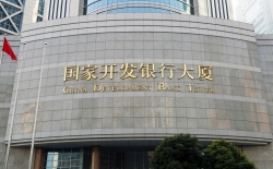 �ٴ�ϲѶ��������Ե�����б�����������Զ��������ý�����Ŀ