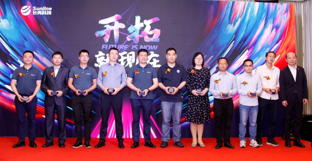 2021032218175 2021032218175